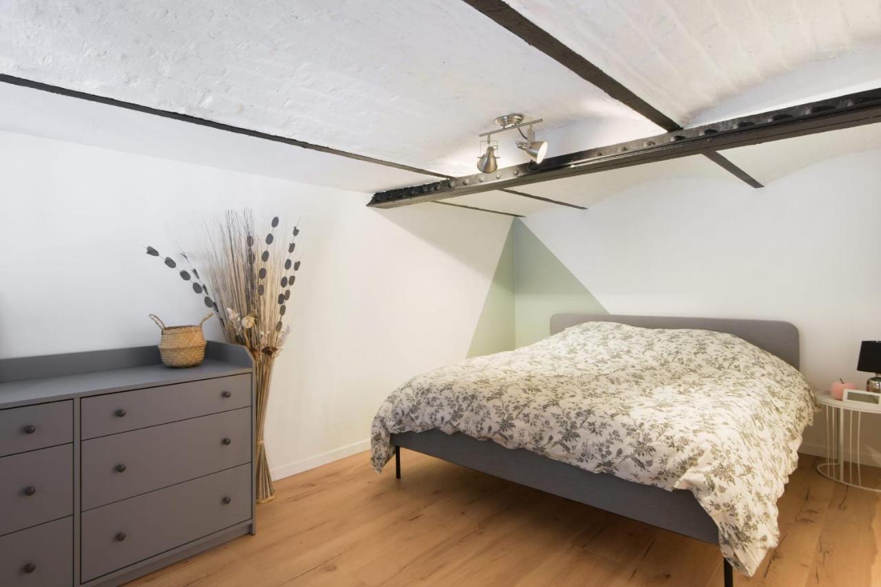 Loft De L'Usine - Welkeys Apartment Tourcoing Bagian luar foto