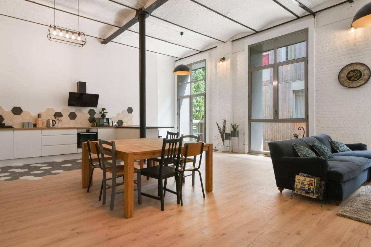 Loft De L'Usine - Welkeys Apartment Tourcoing Bagian luar foto