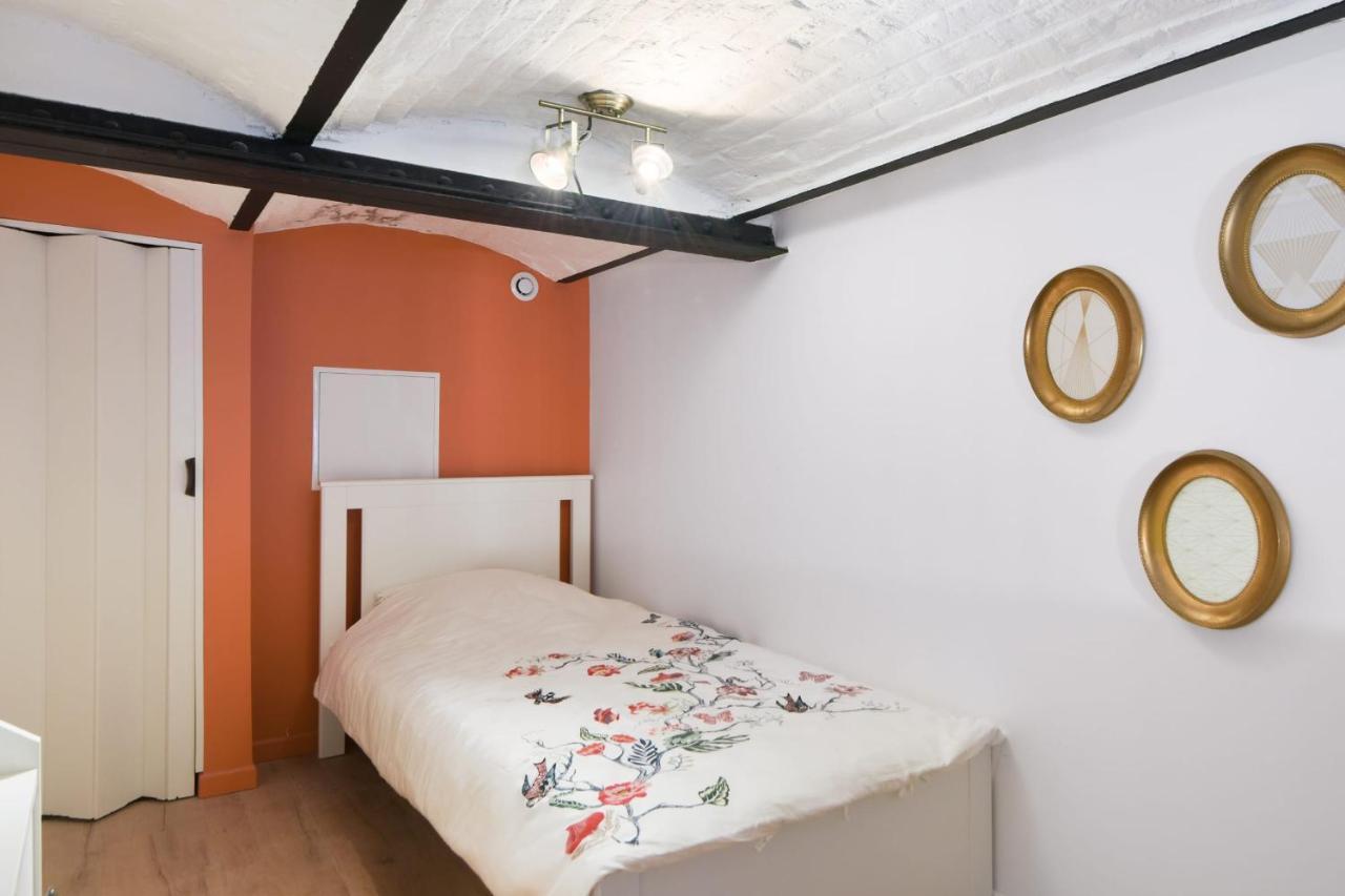 Loft De L'Usine - Welkeys Apartment Tourcoing Bagian luar foto